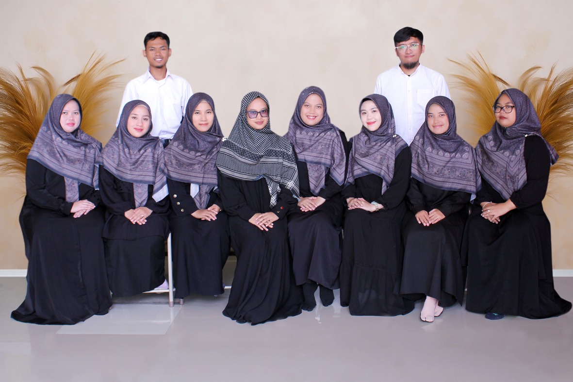 Poto semua pengajar